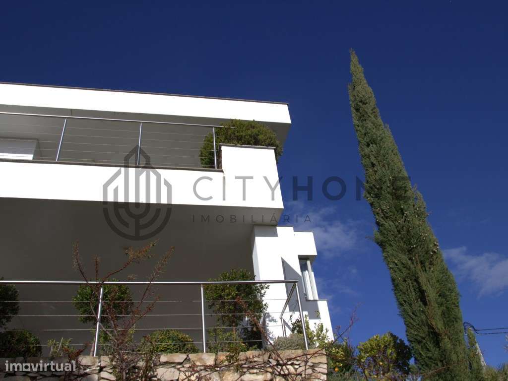 Moradia T5 com vista panorâmica de 180º sobre o mar em Loulé-25