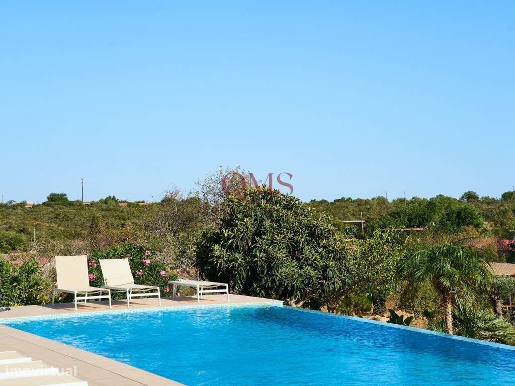 Excecional Villa no Algarve com Piscina & Negócio de Aluguer Compro...-30