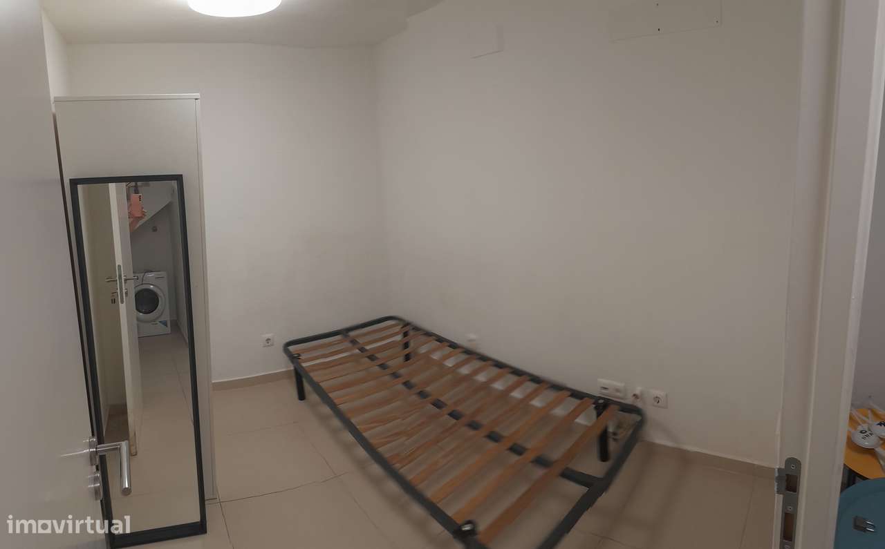 Loja C/ Cave + Garagem Box-9