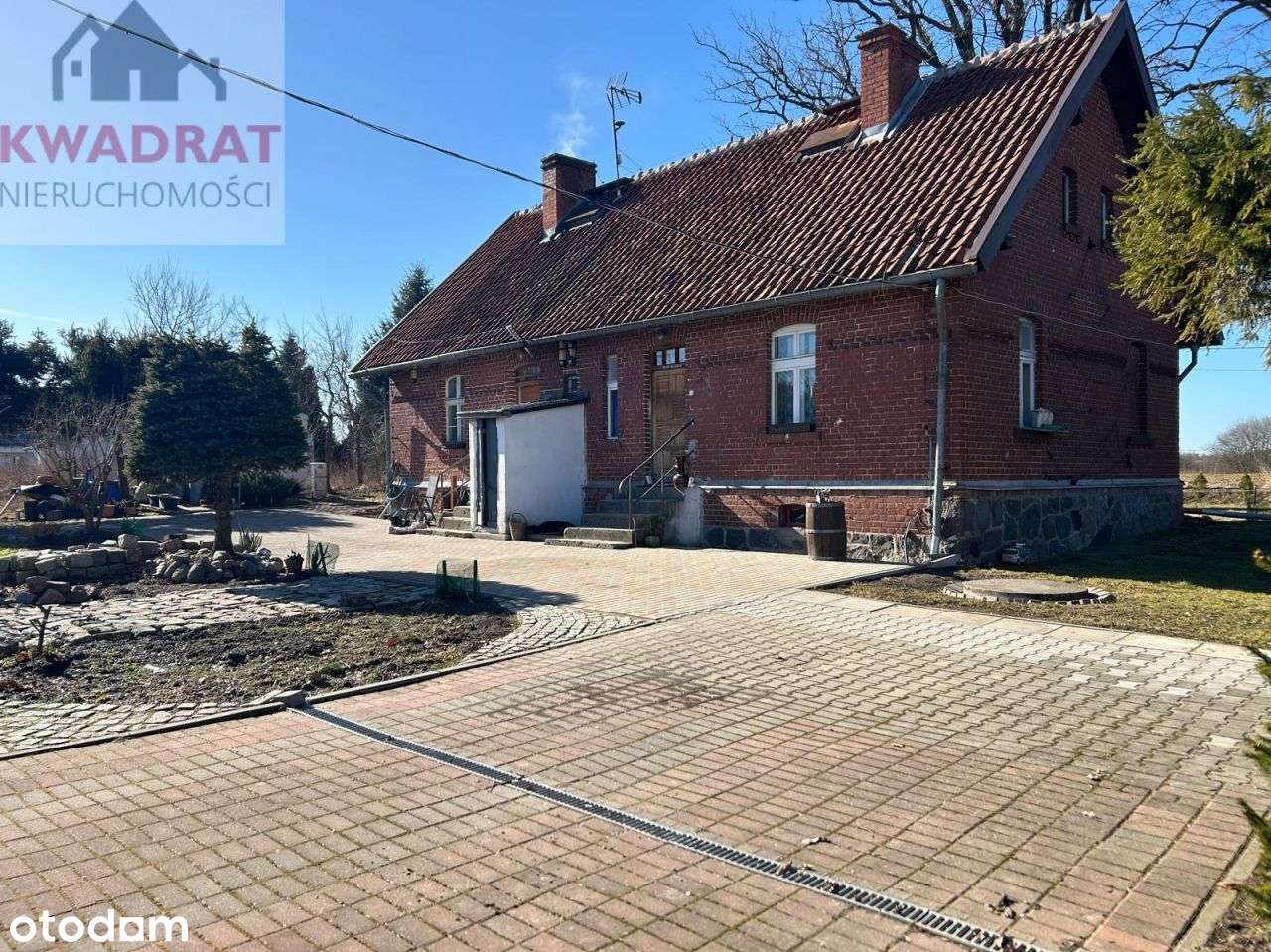 Na sprzedaż dom jednorodzinny z dwoma lokalami Chr-2