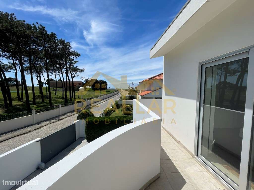 Esplêndida Moradia T4 a 100m da Praia em Esposende-23