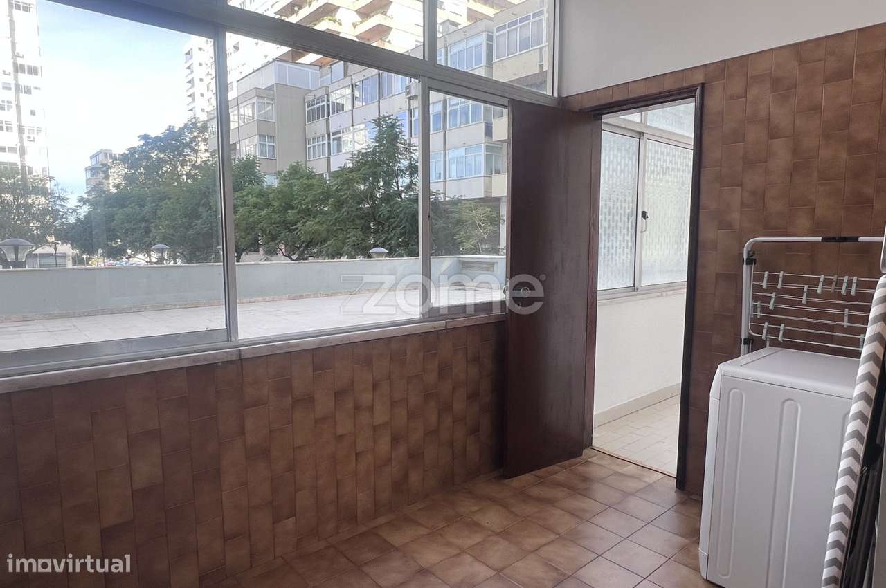 Apartamento T0 nas Torres do Restelo. - Grande imagem: 4/20