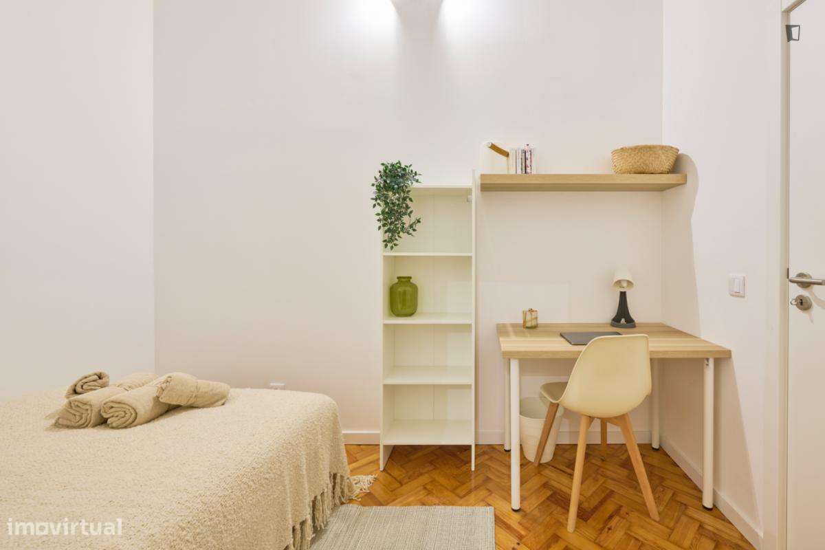 Quarto - localizado em Alameda Lisbon - Grande imagem: 5/8
