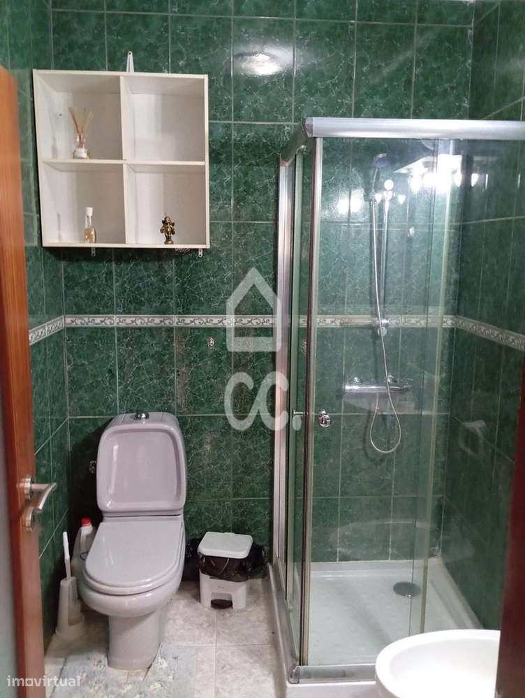 Moradia em Pedra com Jardim e Vista de Campo-12