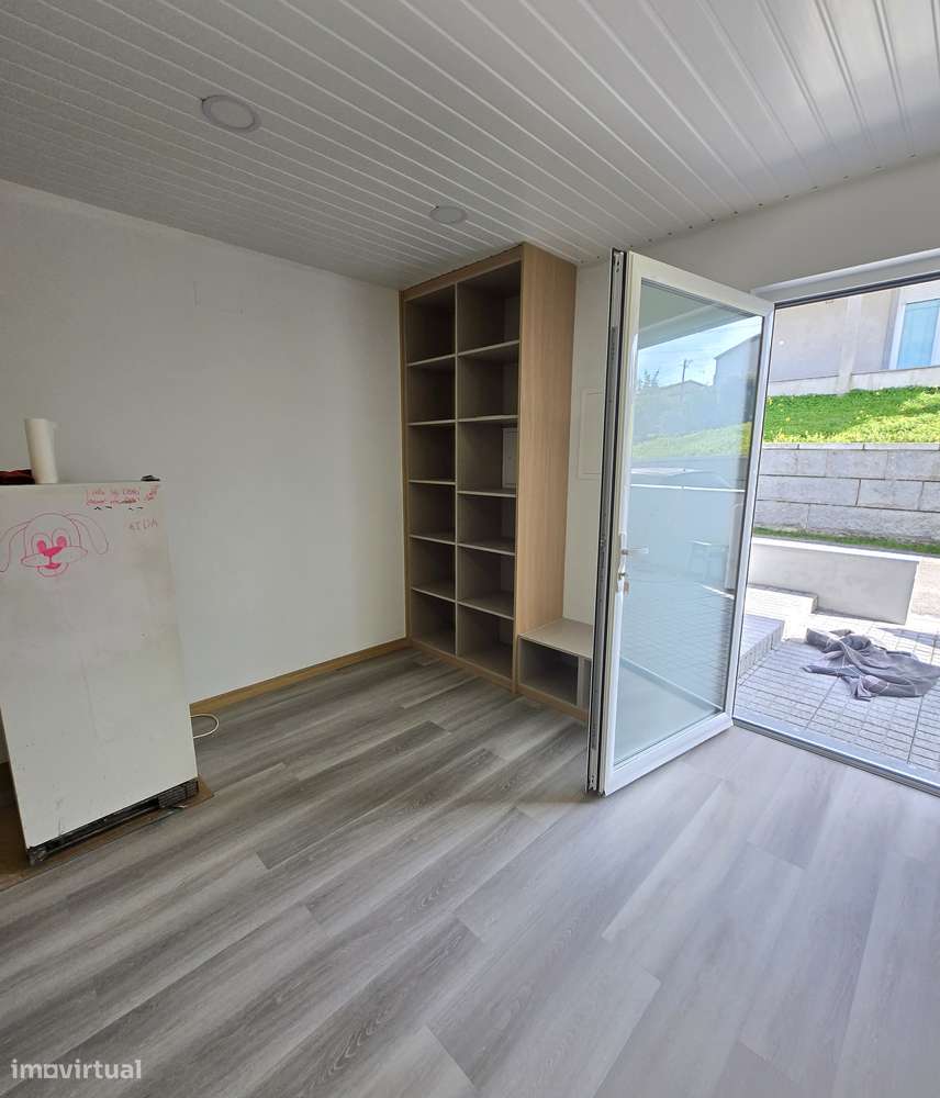 T2 em Molelos: Novo – A 2 min de Tondela - Grande imagem: 4/15