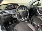 Peugeot 2008 1.2 PureTech Style - 5