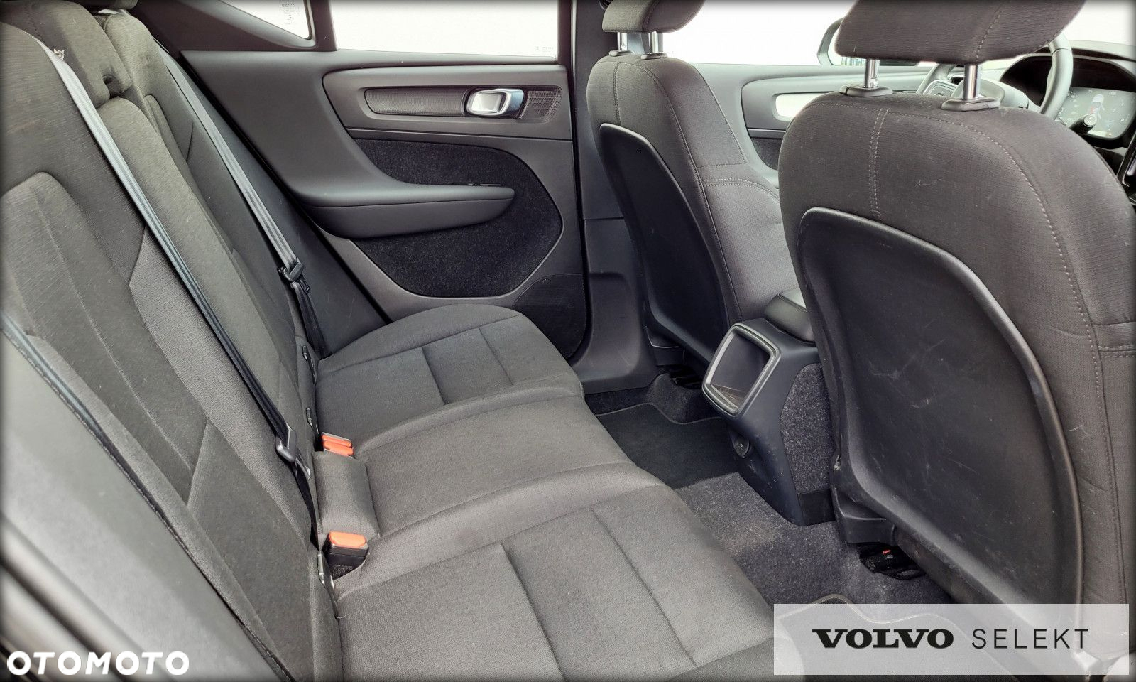 Volvo XC 40 T3 Momentum - 12