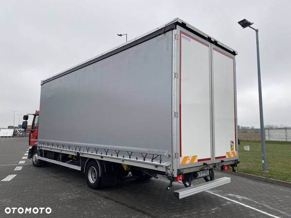 Renault D12 low 4x2 240KM - 4