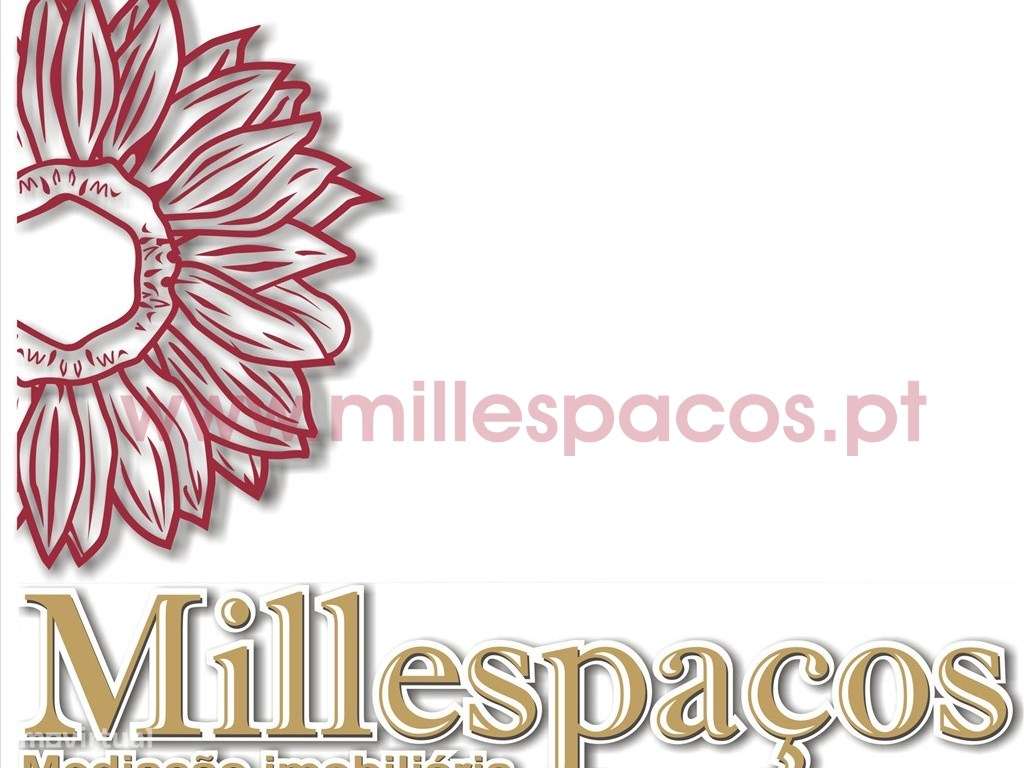 Duplex T4+1 com box 2 carros - Grande imagem: 2/49