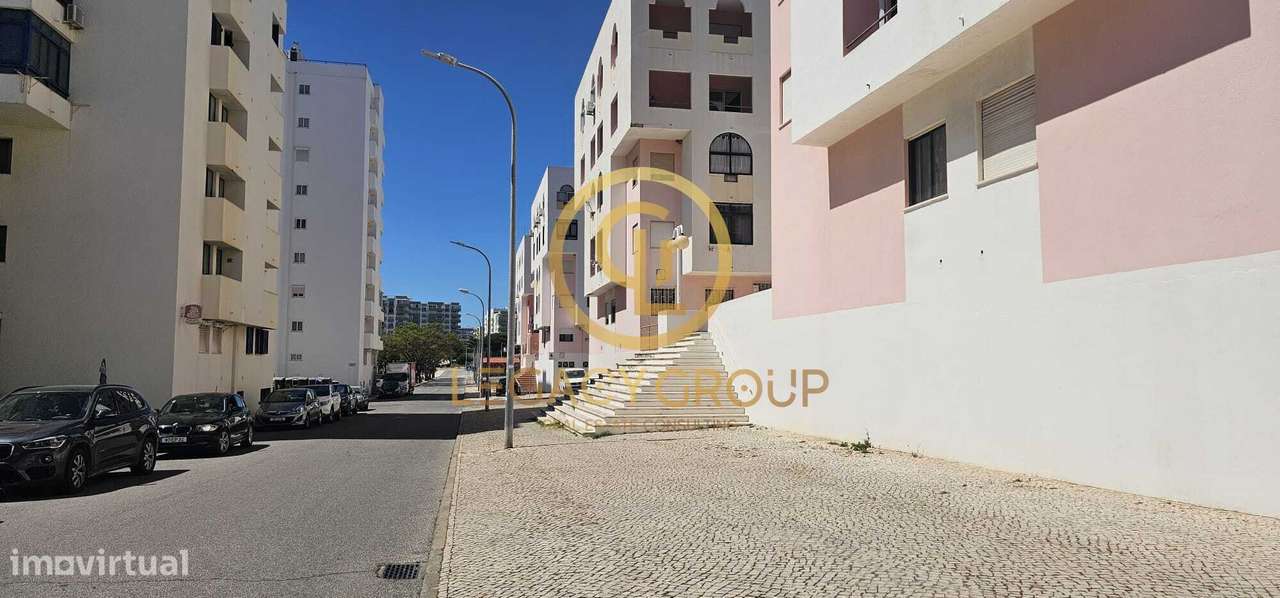 ?️ Apartamento T2 em Quarteira com Vista Mar e Garagem – A 200m da...-32