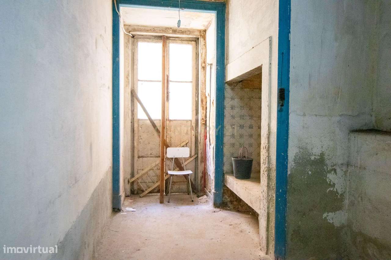 Espaço comercial / Apartamento para transformação e remodelação com lo - Grande imagem: 5/12