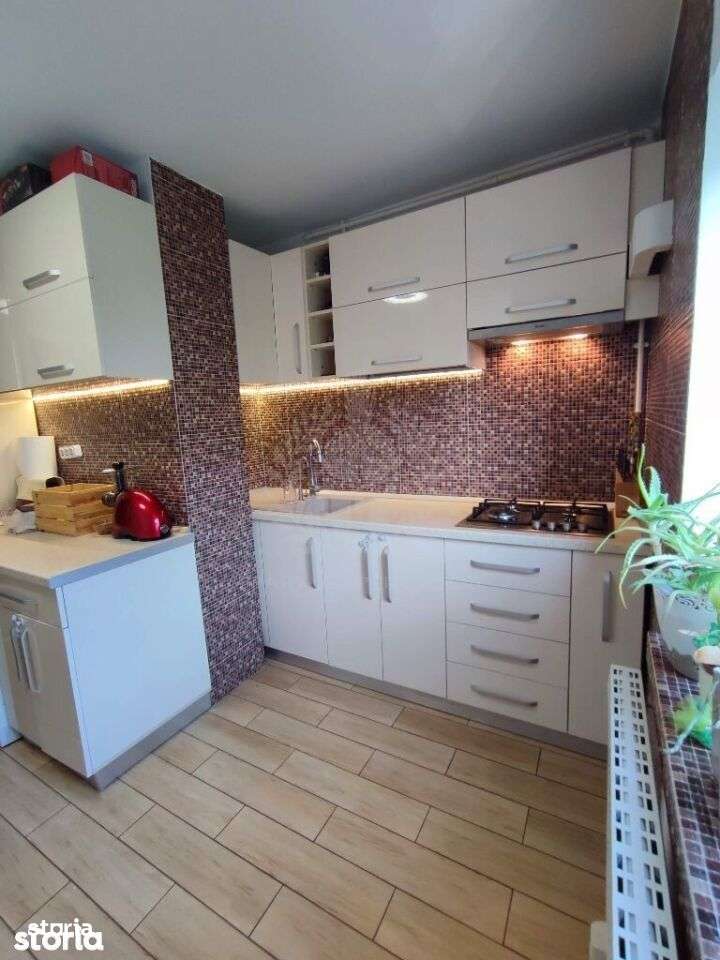 //2 CAMERE// GHEORGHE DOJA//-7