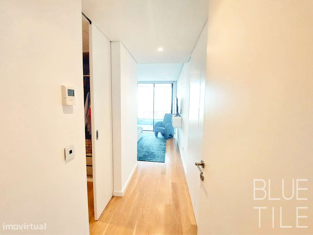 Apartamento T3 – último piso, garagem fechada, primeira linha de praia-16