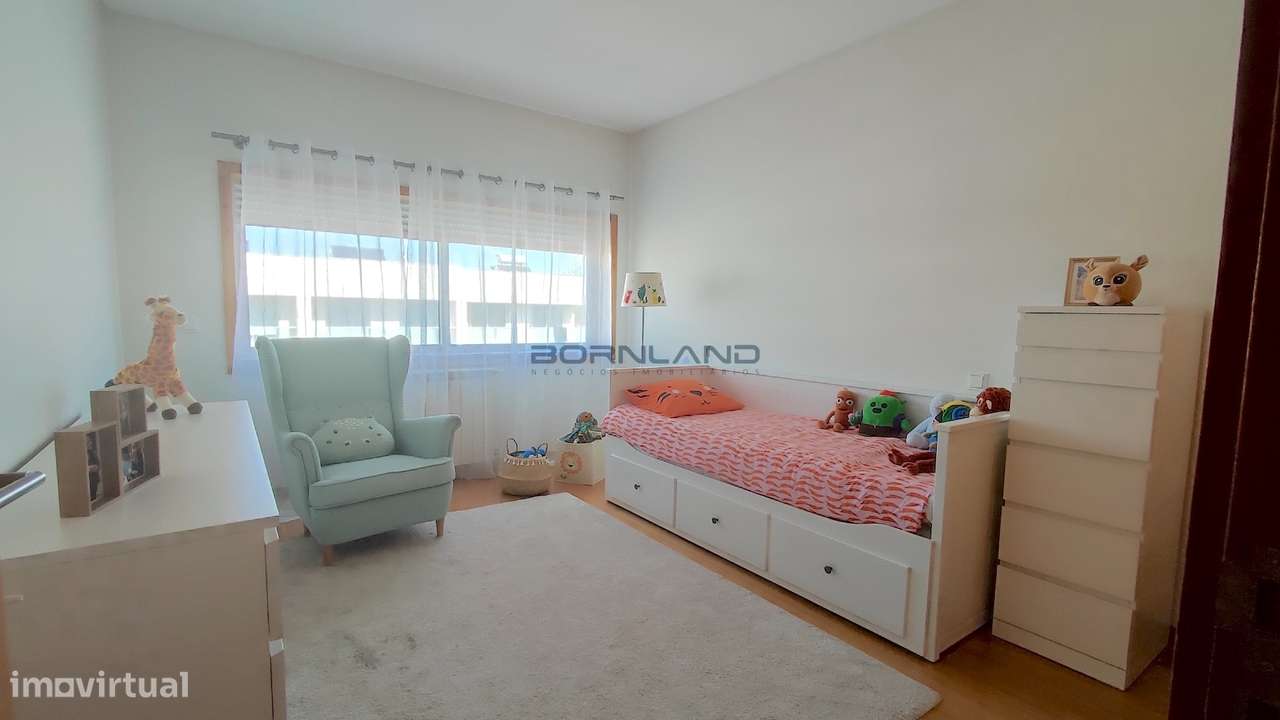 Moradia em Banda T3 + Escritório-23