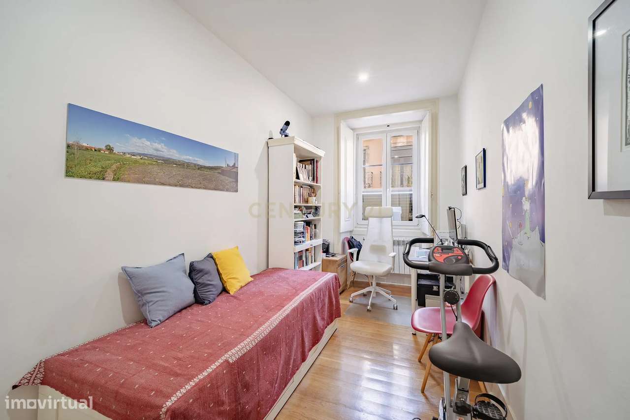 Elegante Apartamento T3 Renovado no Centro Histórico de Lisboa – Rua d-6