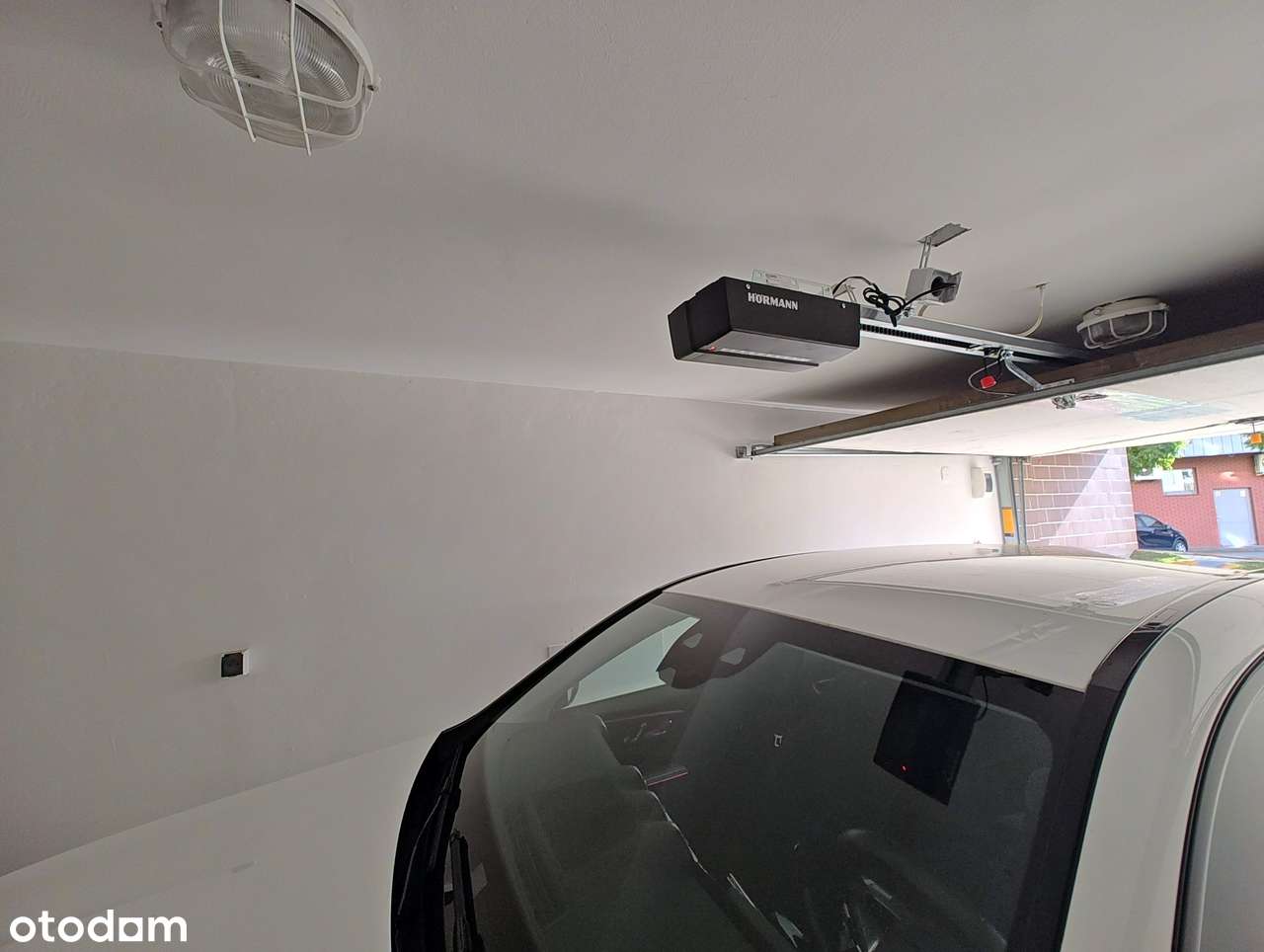 Garaż przy Szarych Szeregów - Manhattan - Górczyn - Pełny obrazek: 5/6