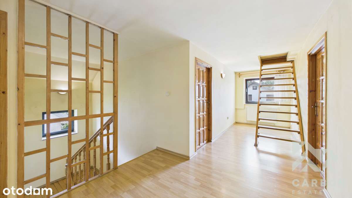 Duży dom idealny dla rodziny - cisza i spokój-10