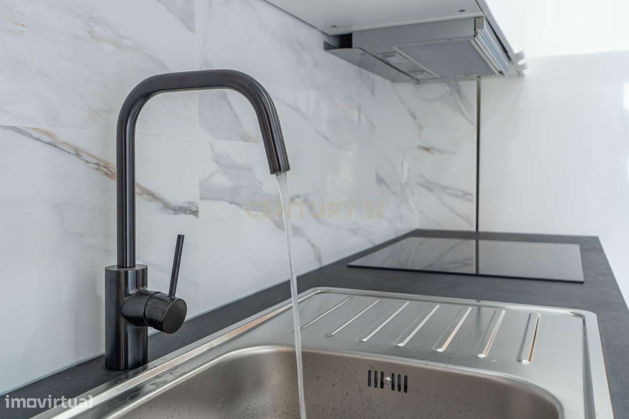 Maravilhoso T1 Remodelado | Moscavide | Excelente Exposição Solar - Grande imagem: 3/22