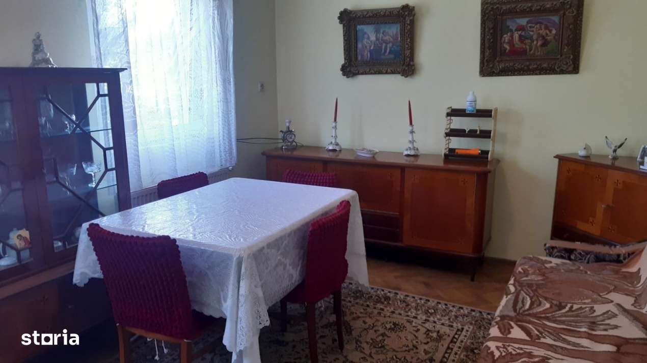 Casa de locuit plus spatiu comercial – Moftinul Mic - Imagine principală: 4/9