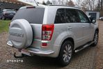 Suzuki Grand Vitara 2.0 Comfort - 3