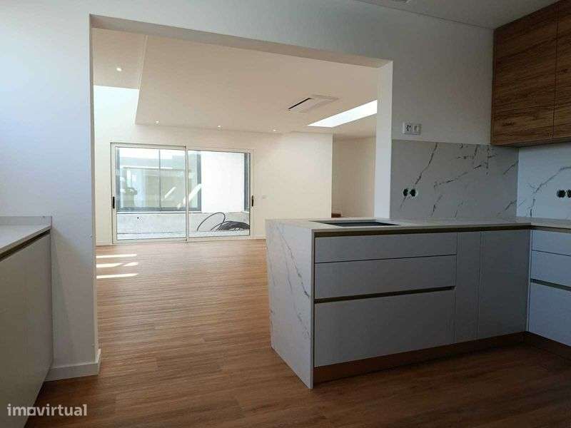 Moradia Térrea (nova) - Arcos do Sardão - Gaia - Grande imagem: 5/12