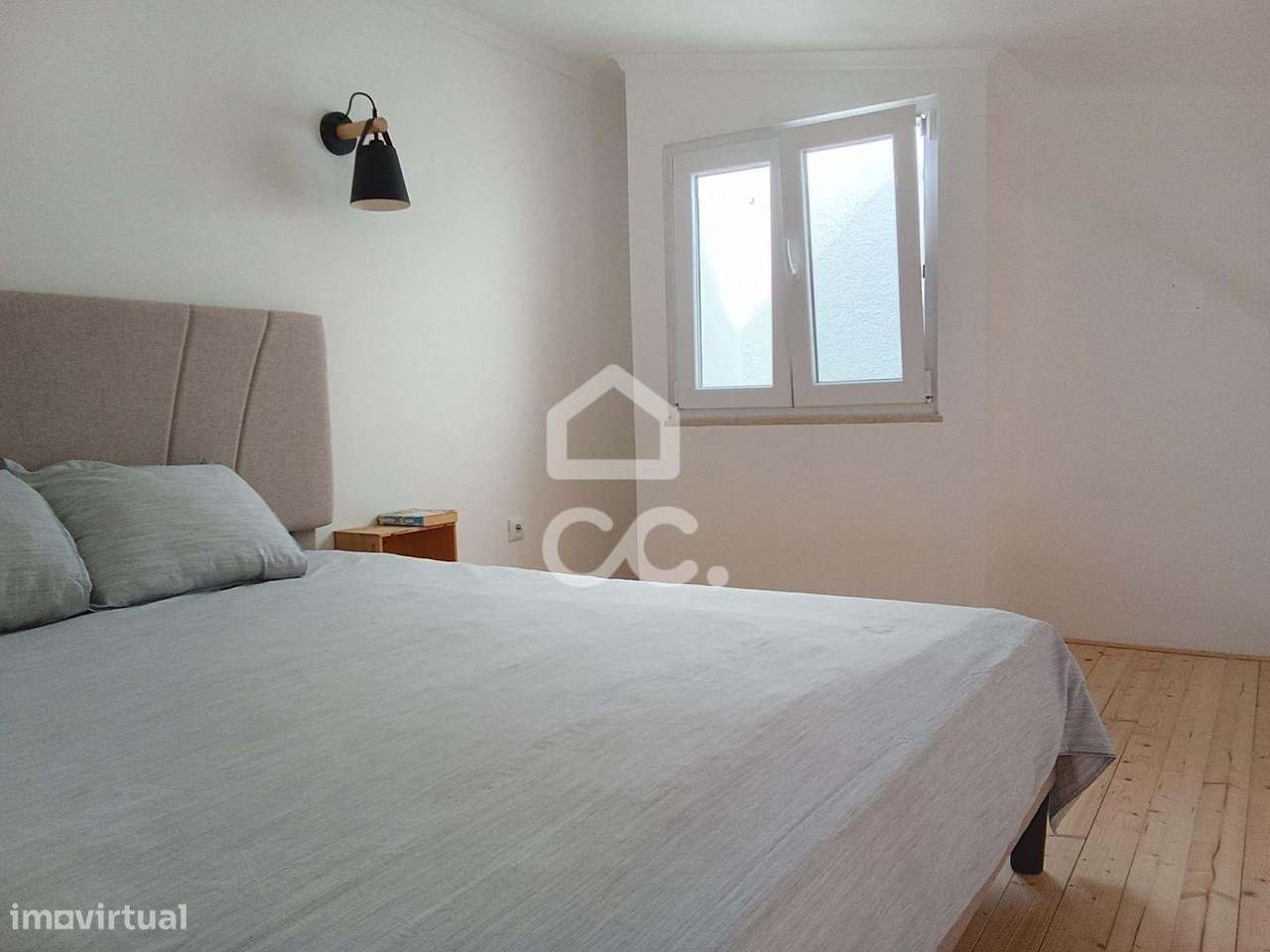 Armazém remodelado e convertido em estúdio moderno – Olho Marinho, Óbi-20