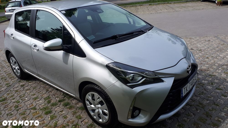 Toyota Yaris 1.5 Premium - 2