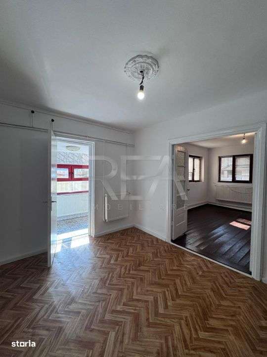 Casa singur curte Vatra Luminoasa - Imagine principală: 4/9