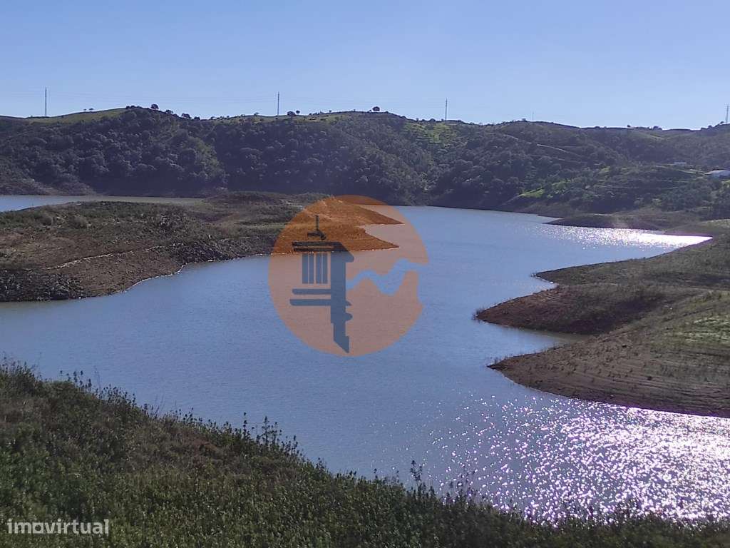 TERRENO COM 7.640 M2 - JUNTO AO LAGO COM DUAS FRENTES NA ÁGUA - ALC... - Grande imagem: 4/60