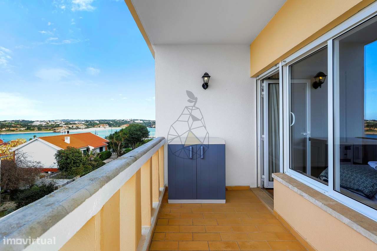 Apartamento T1  com Garagem e Piscina  no Coração da Praia da Rocha-34