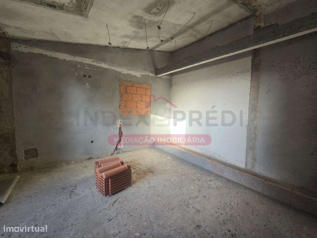 Moradia C/ dois pisos em Construção - Águeda-17
