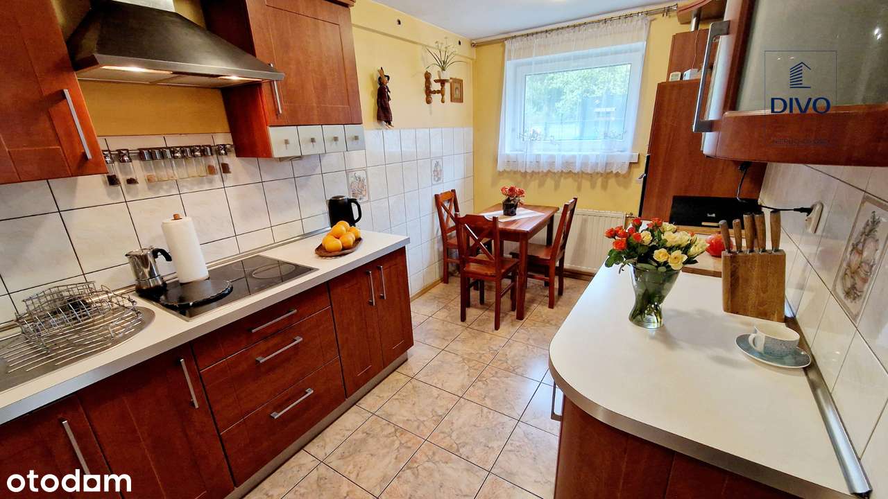 Dom w cichym miejscu z dużym pięknym ogrodem-11