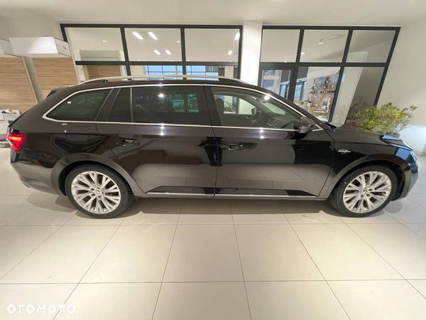 Skoda Superb 2.0 TDI SCR L&K DSG - 8