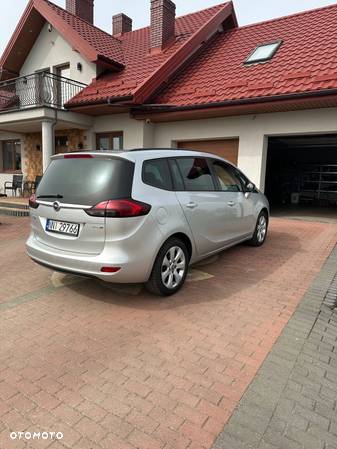 Opel Zafira - 5