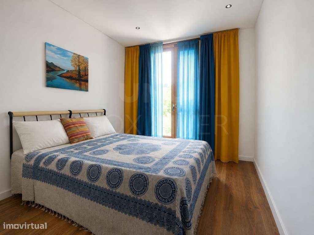 Apartamento T2 com Terraço Privativo e Garagem - Touguinha, Vila do...-3
