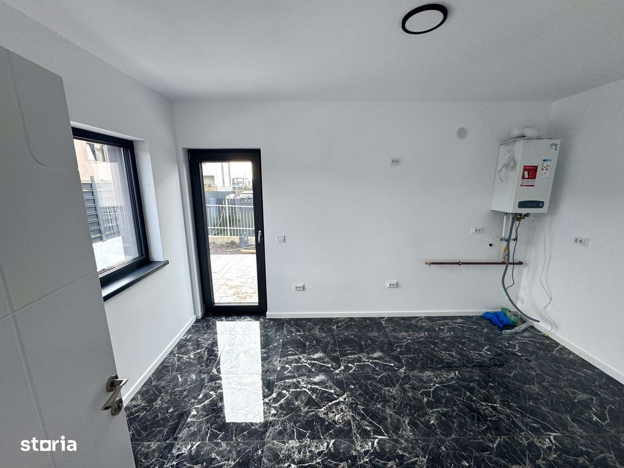 Proiect nou! CANALIZARE! Incalz in pard! Vila 4 camere Miroslava-2