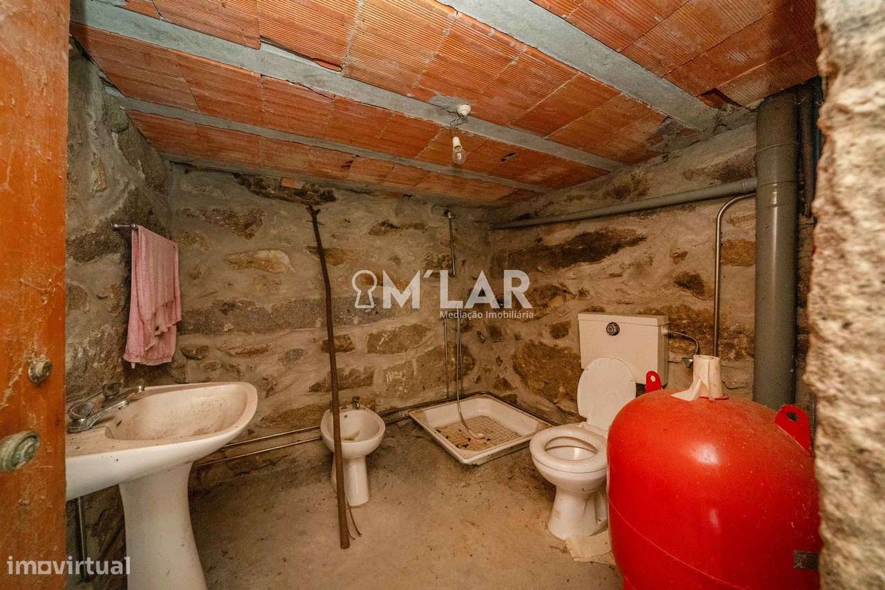 Quinta com moradia T3, em Pedralva - Braga-36