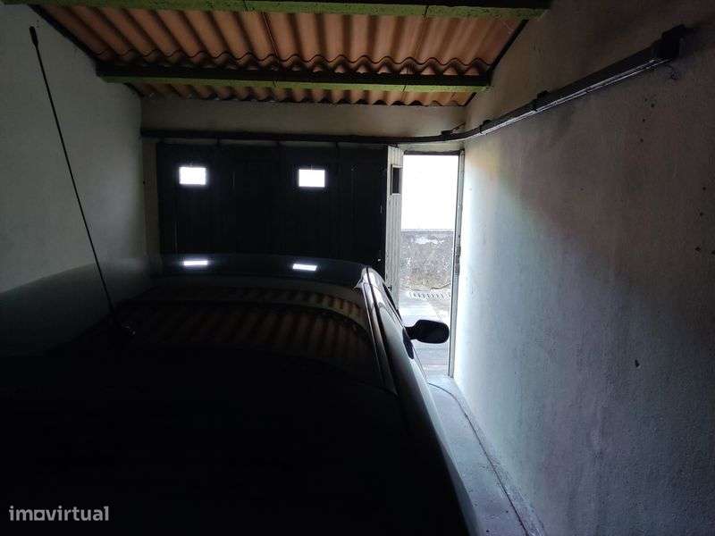 Garagem fechada Santa Marinha Gaia - Grande imagem: 4/5