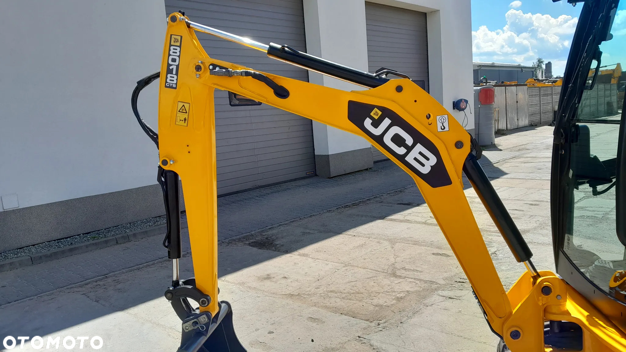 JCB 8018  2017r - 15