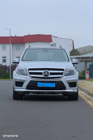 Mercedes-Benz GL 500 4-Matic - 2