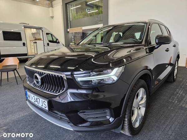 Volvo XC 40 T3 Momentum - 2