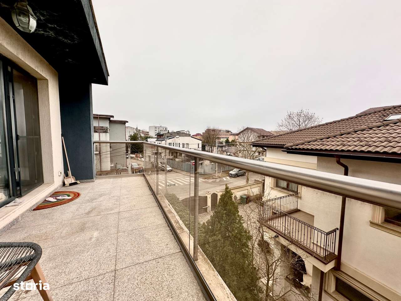 Apartament 2 camere decomandat Damaroaia 74mp - 5 min Lagoon Park-9