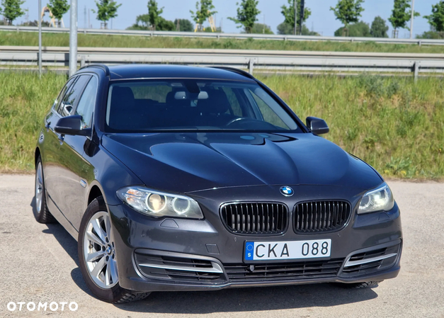 BMW Seria 5 520d Touring - 8