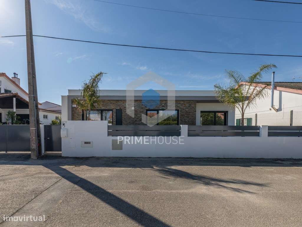 Moradia isolada T4 Nova com piscina, Azeitão - Pronta a escriturar - Grande imagem: 2/60