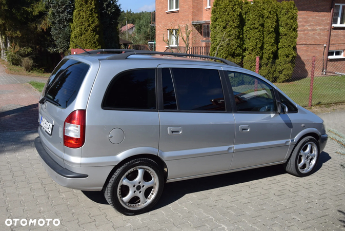 Opel Zafira 1.8 16V Elegance - 7