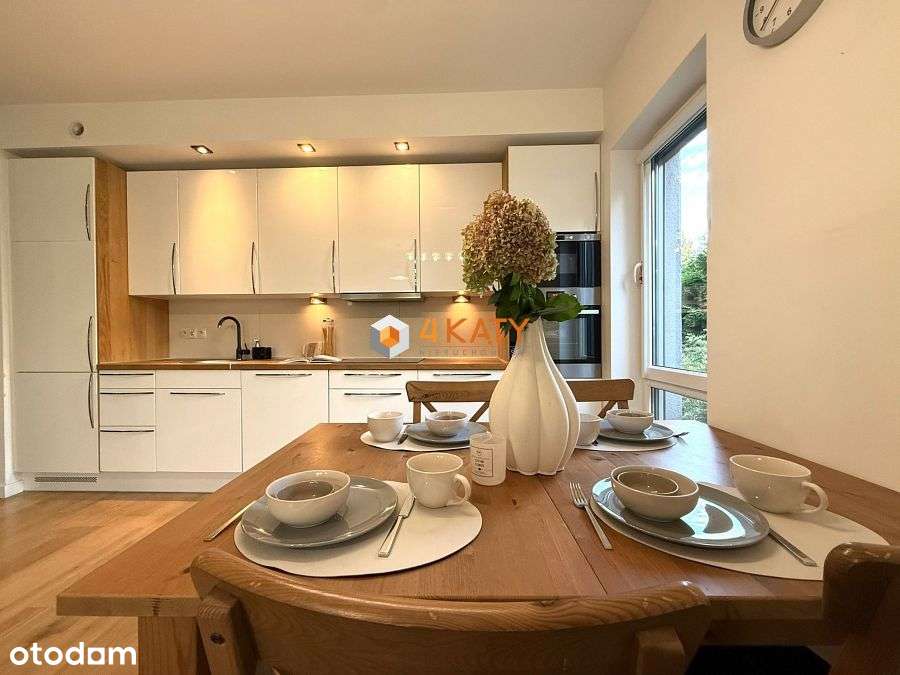 _____ 4 pokoje  Centrum - ogródek  _________-5