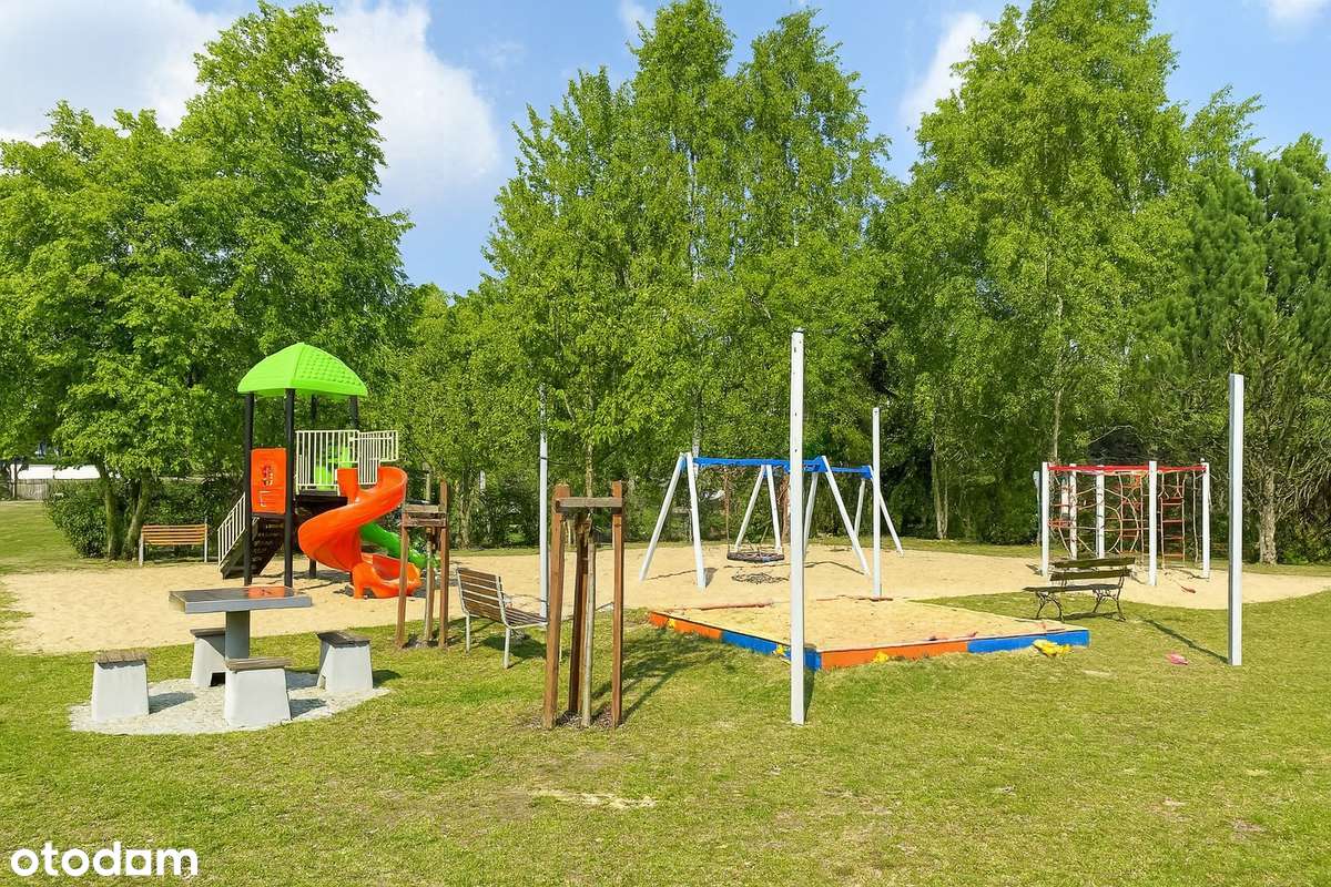 Dom zasilany słońcem fotowoltaika na starych zasadach, panele off grid-5