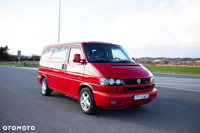 Volkswagen Multivan - 1