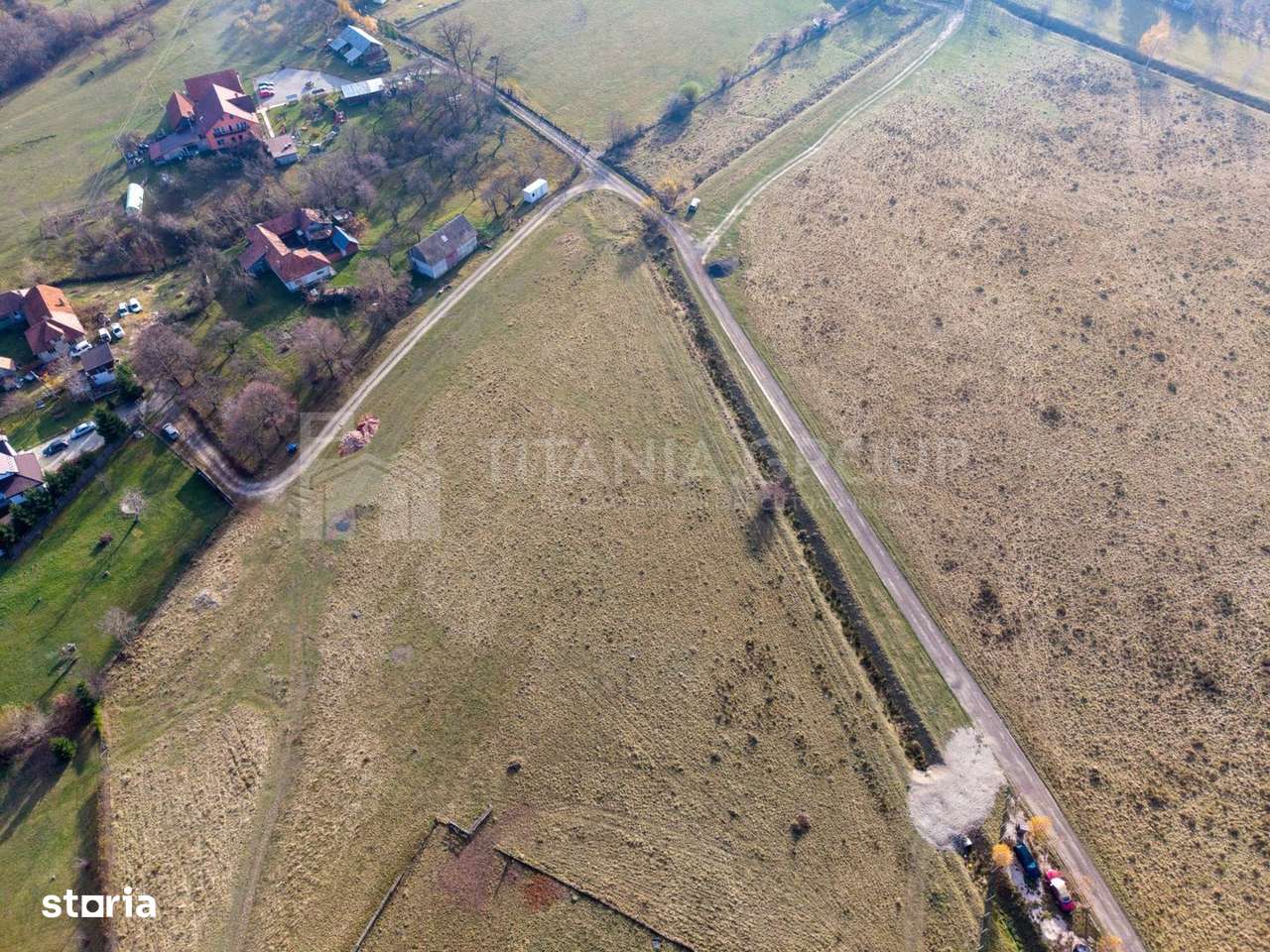 Teren intravilan parcelabil, priveliște spre munți, Sohodol, Bran-19