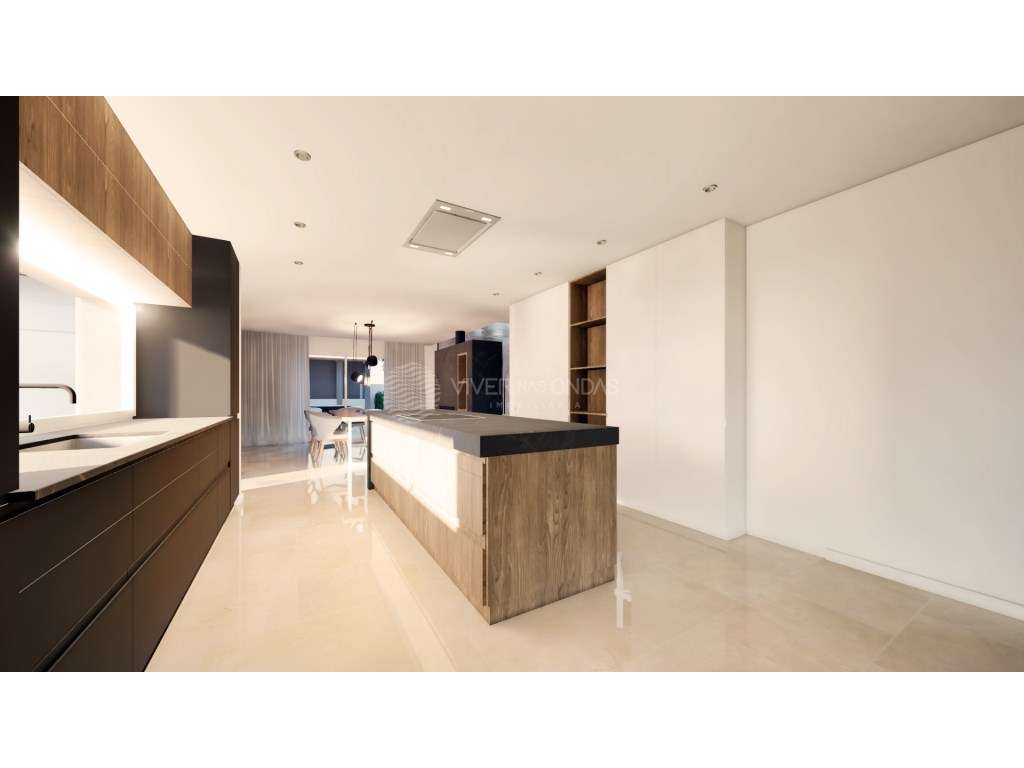 Moradia T4 com 4 Suites, Piscina e Garagem em Belverde, Seixal-9